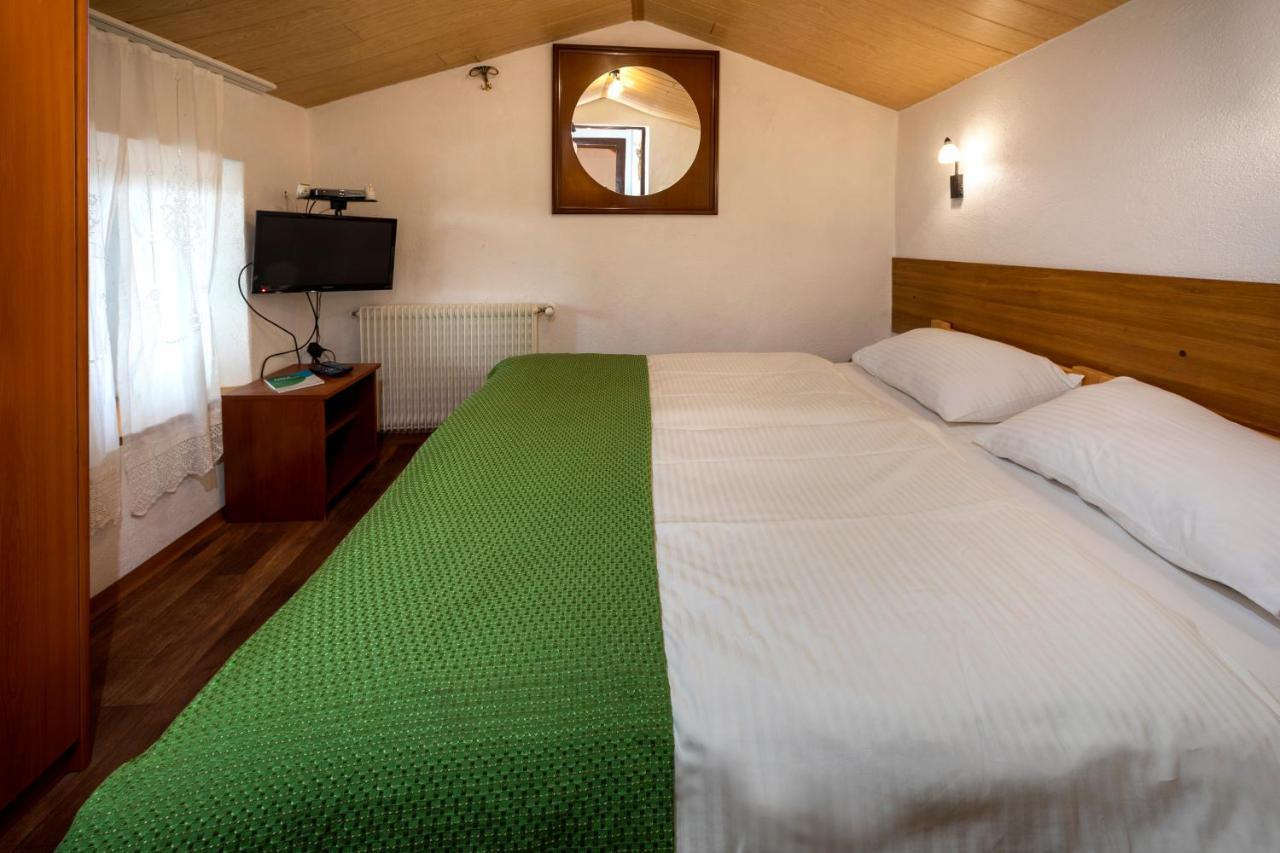 Apartment Pod Lipom Roc Экстерьер фото